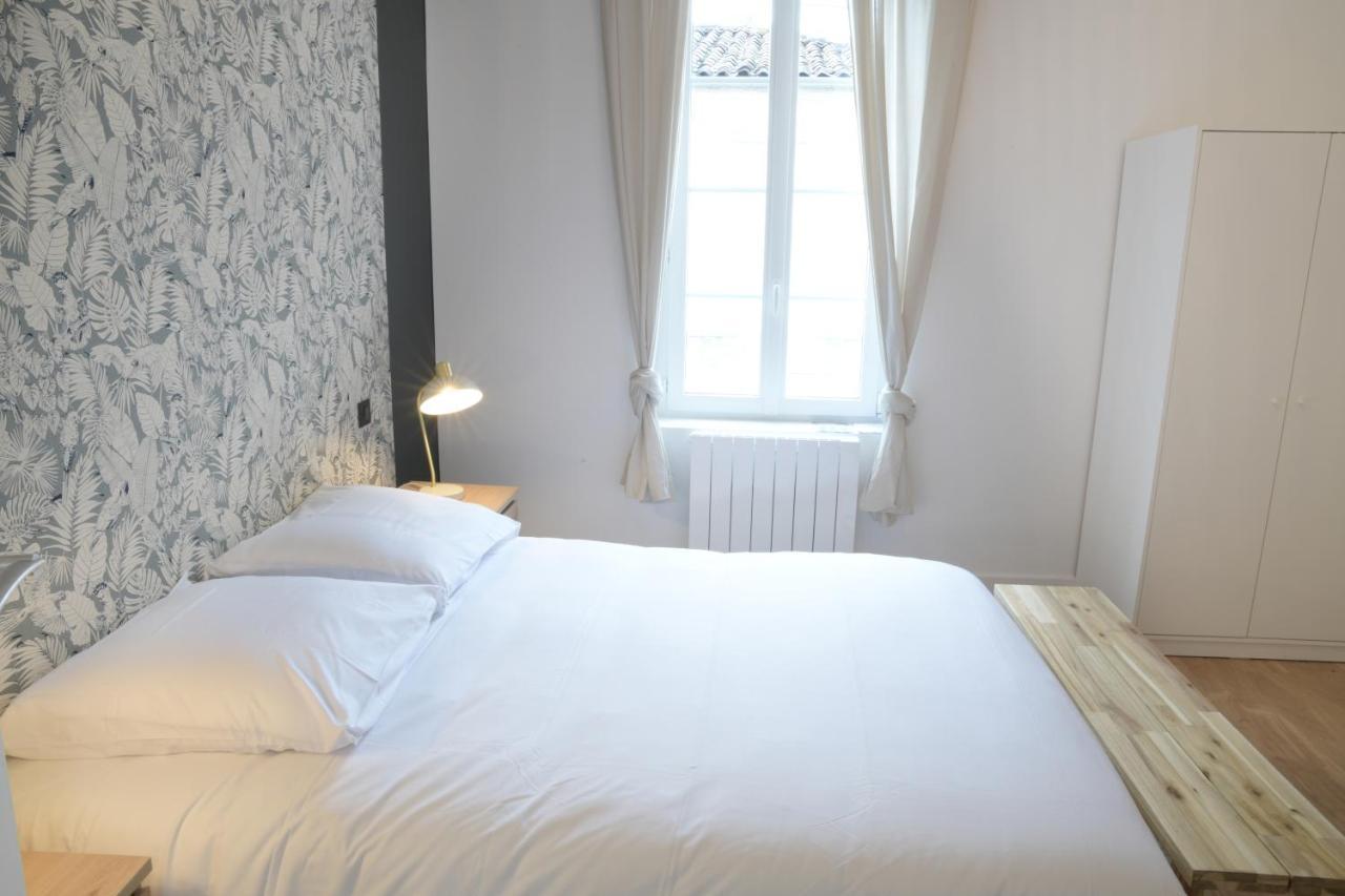 T3 De Charme Situe En Hyper Centre Avec Wifi, Linge, Draps, Savons Et Serviettes Fournis Cognac Oda fotoğraf